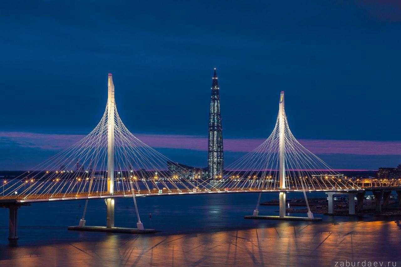 «Lakhta Center» — çok fonksiyonlu bir komplekstir.